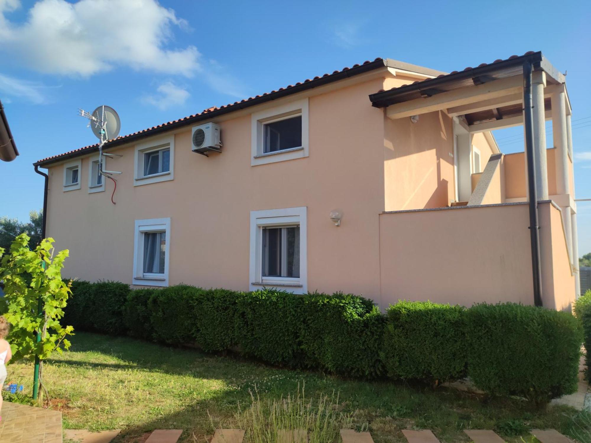 Spacious Apartment With Parking&Garden Marčana Стая снимка