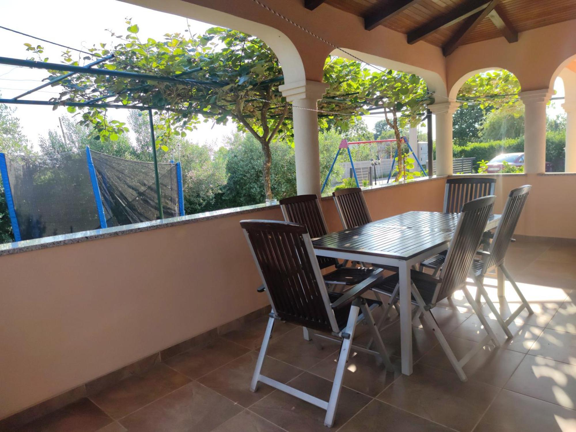 Spacious Apartment With Parking&Garden Marčana Стая снимка