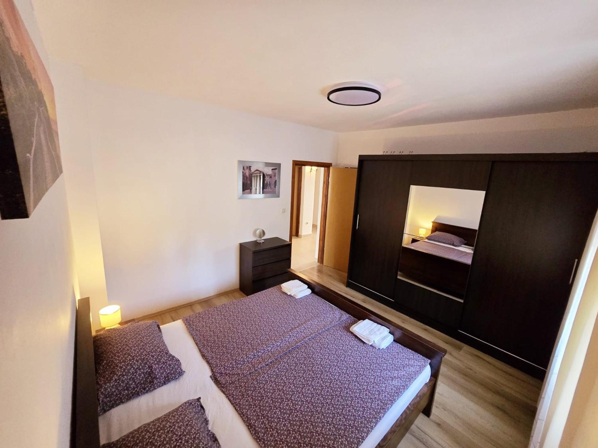Spacious Apartment With Parking&Garden Marčana Екстериор снимка